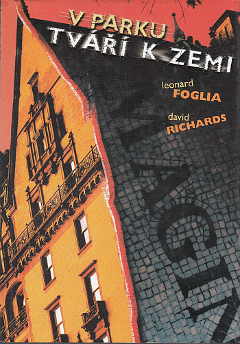 V parku tváři k zemi