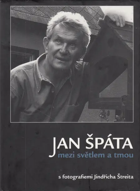 Mezi světlem a tmou